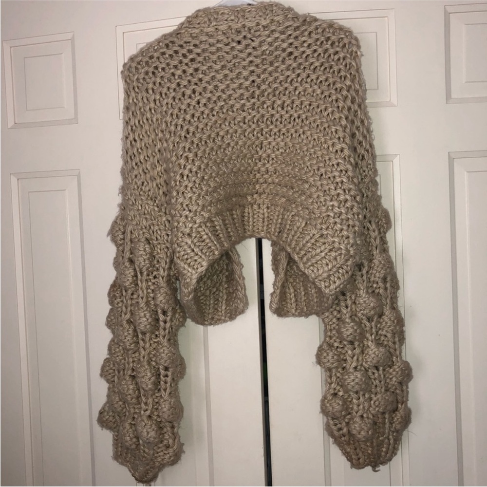 Chunky Knit Beige Sweater - Picture 3 of 5